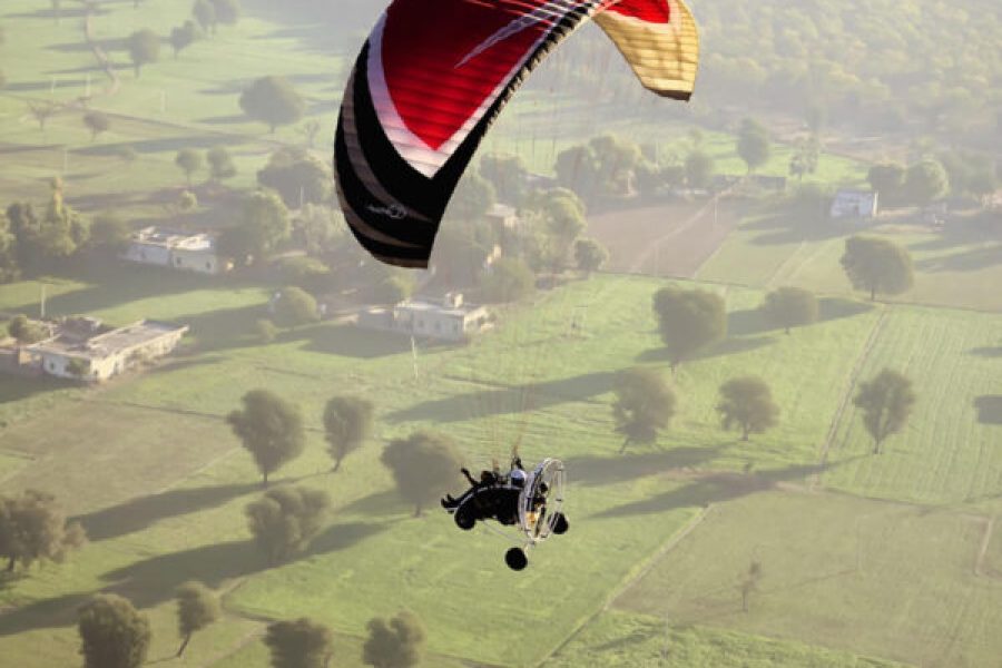 Paramotoring (Paragliding) 15 Minutes
